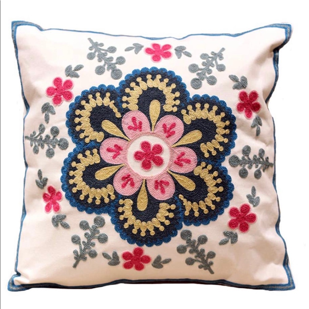 Single flower pillow COVER 18x18